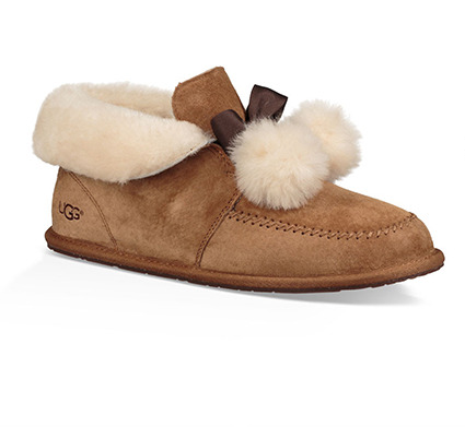 2017新款 ugg kallen pom pom 毛毛球雪地靴 90美元约$596(天猫1280元